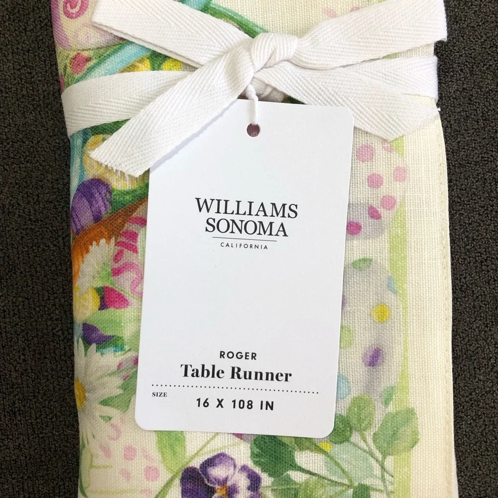Williams Sonoma Roger Printed Table Runner